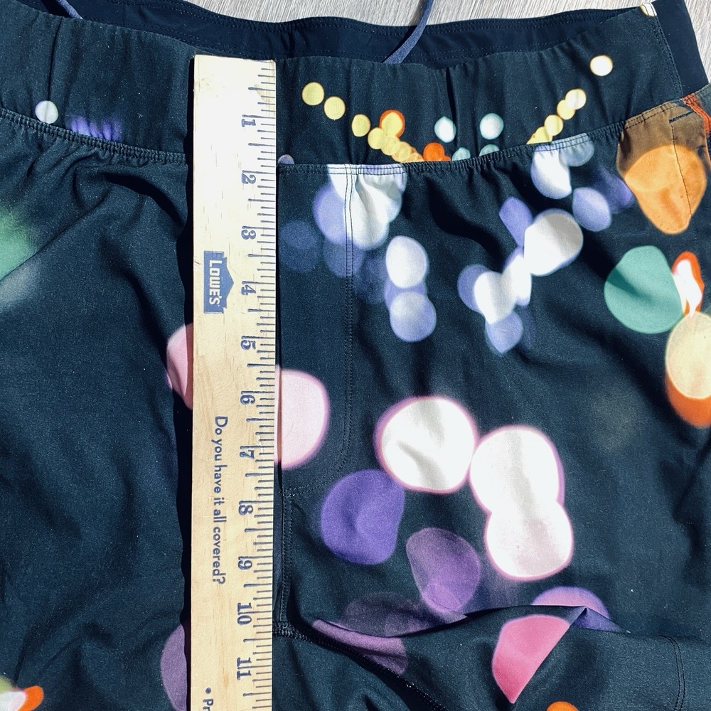 Lululemon Men's Athletic Shorts Built In Liner  Running Athletic Workout Size XL - Picture 2 of 5